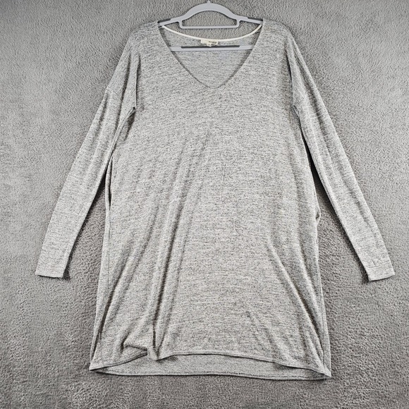 Wilfred Free Tops - Wilfred Free Aritzia Grey Heathered V-Neck Tunic Pockets Long Sleeve Top XS